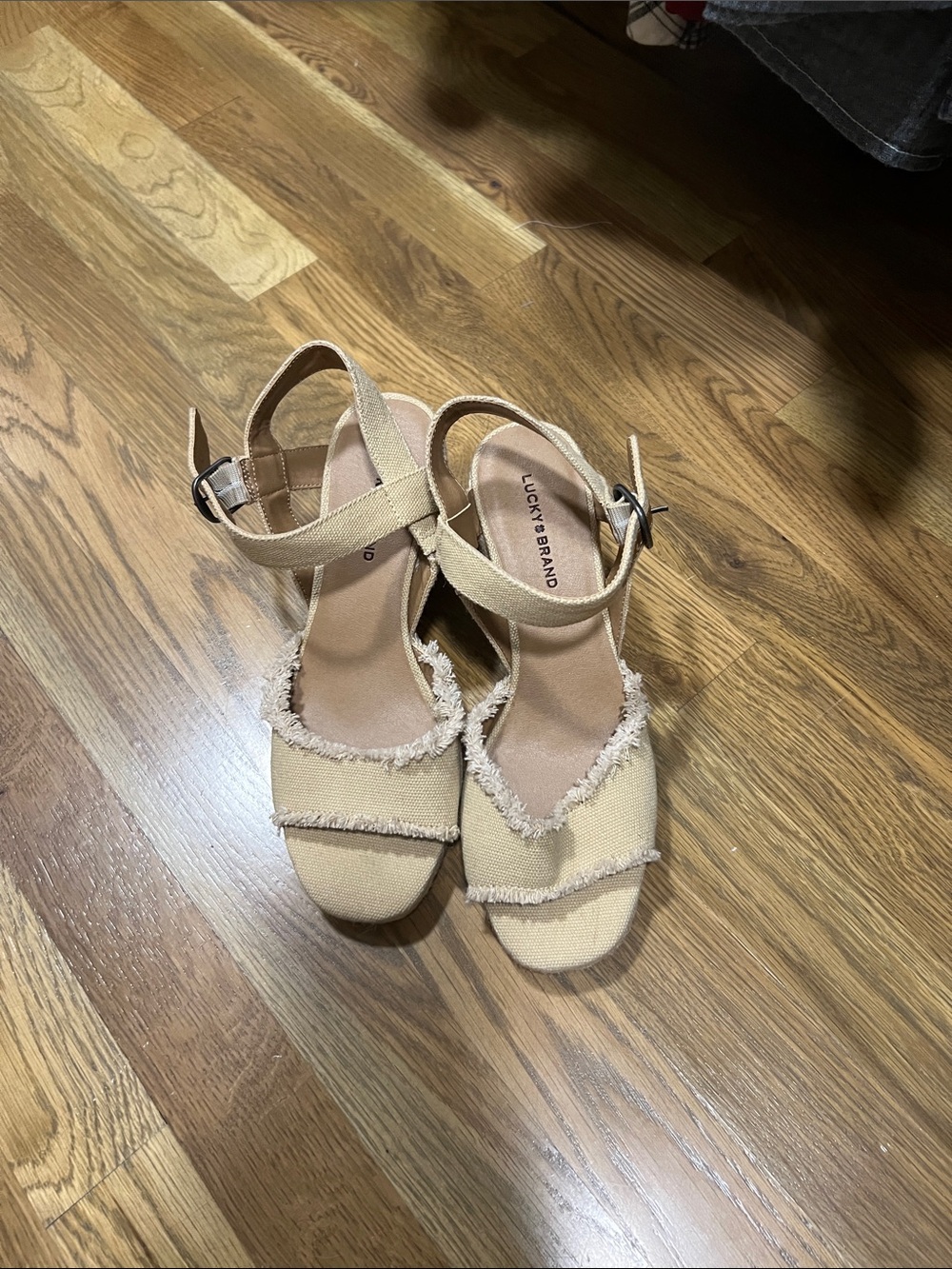 Lucky Brand Beige Frayed-Strap Ankle Buckle Sandals